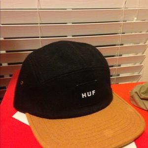 Huf 5 panel hat